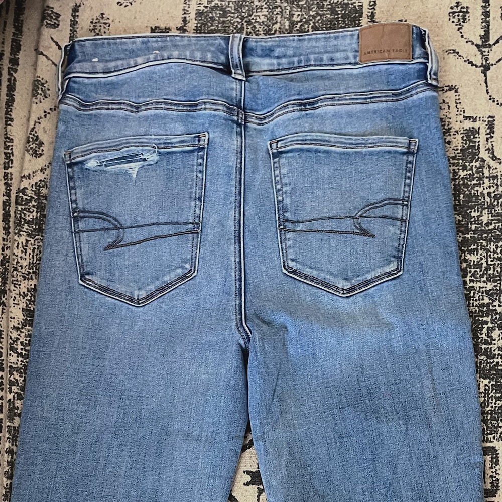 NEW AEO Next Level Stretch Highest Waist Super Flared Jeans: Size 8S - Picture 2 of 6